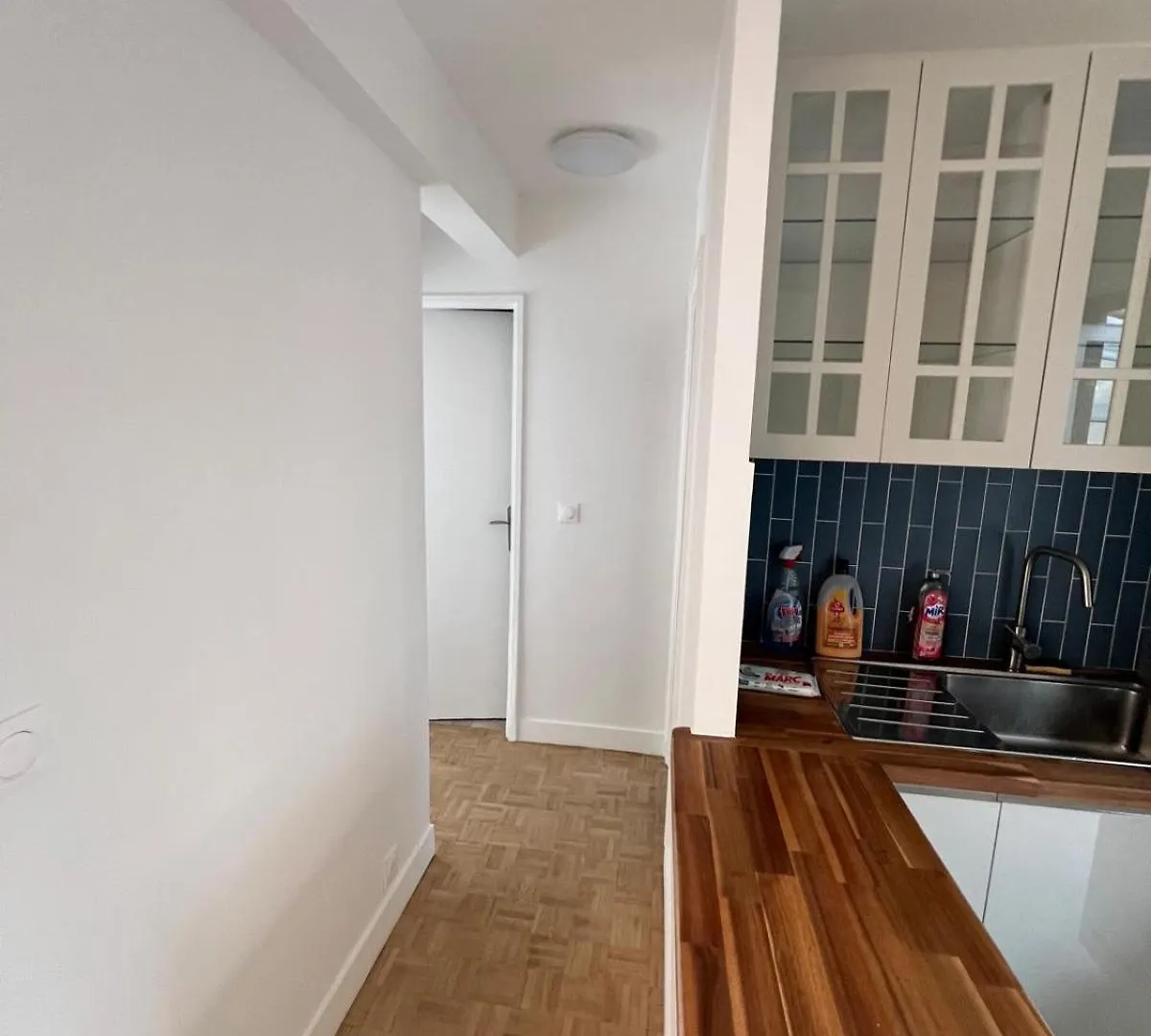 New Apartment In Paryż Francja
